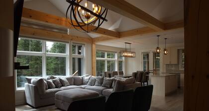 Lux Muskoka Cottage Huntsville