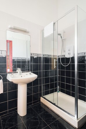 Towels, soap - Pake's Cottage in Clahane (Liscannor)