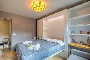 Luxury Apartment, Multiple Bedrooms (Il Mughetto Campo Smith On The Ski) | 1 bedroom, laptop workspace, WiFi, bed sheets - Il Mughetto Campo Smith On The Ski Slopes (Bardonecchia)