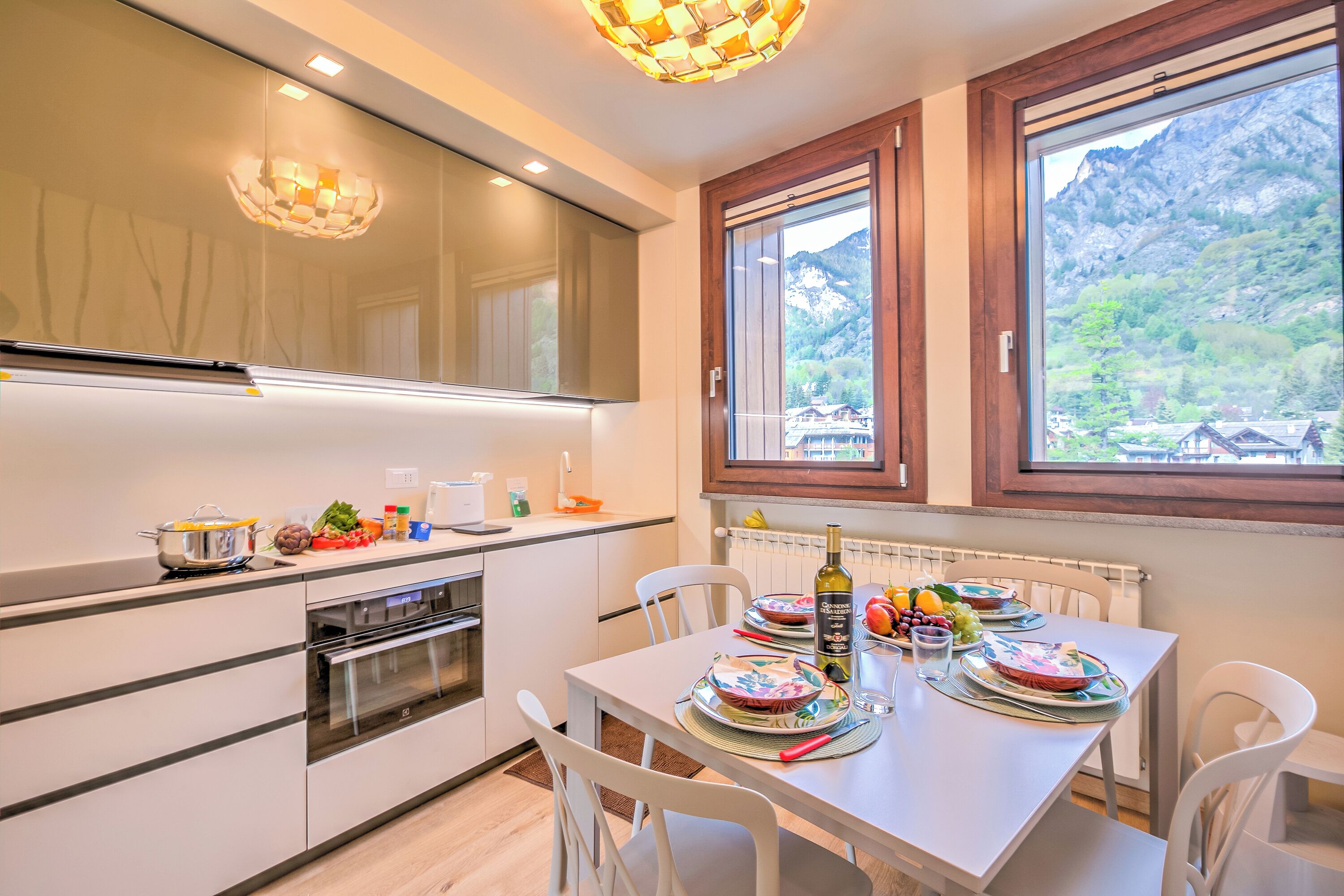 Luxury-Apartment, 1 Schlafzimmer, Balkon (Il Mughetto Ski in / ski out) | Speisen