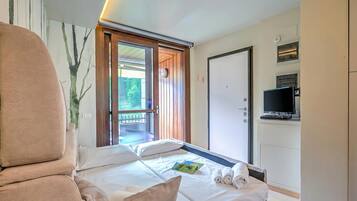 Appartamento Luxury, camere multiple (Il Mughetto Campo Smith On The Ski) | 1 camera, postazione laptop, Wi-Fi (a pagamento), lenzuola