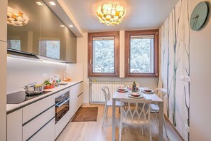 Fridge, microwave, oven, stovetop - Il Mughetto Campo Smith On The Ski Slopes (Bardonecchia)