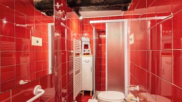 Standard Apartment, Multiple Bedrooms (Charming Flat Historic Center Camogli) | Bathroom