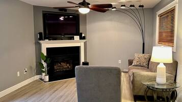 TV connectée, cheminée