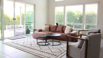 Smart-TV, Stereoanlage