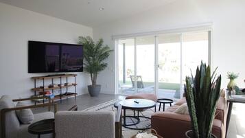 Smart-TV, Stereoanlage