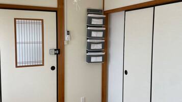 Economy-rum - endast kvinnor (Shared room Japanese-style) | Gratis wi-fi