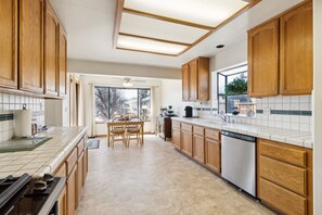 Private kitchen - Tranquil Tahoe Retreat With Hot Tub 3 Bedroom Home by RedAwning (South Lake Tahoe)