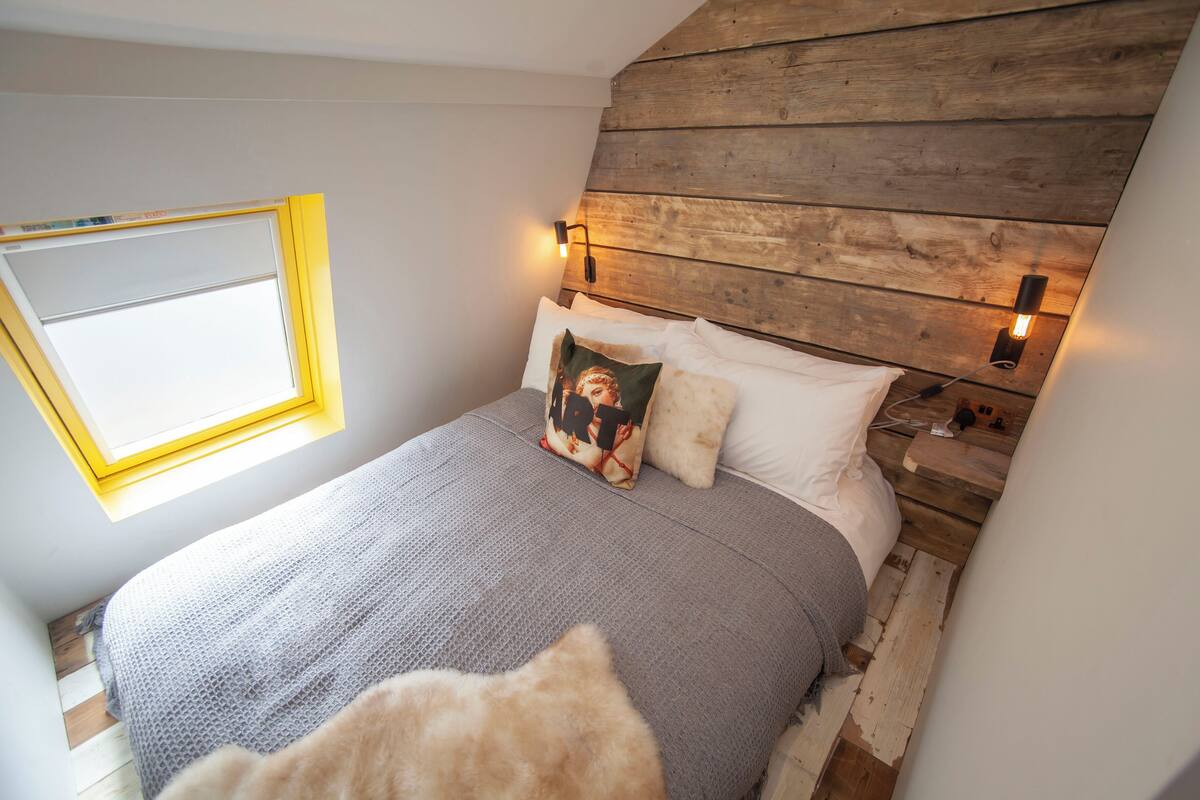 Higgihaus Apartment 6, Clare St Aparthotel | 1 ห้องนอน, พื้นที่ทำงานแบบใช้แล็ปท็อป, เตารีด/โต๊ะรีดผ้า, Wi-Fi ฟรี