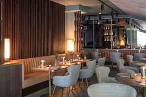 Food court - Columbus Urban Resort (Florence)