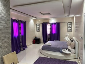 7 chambres, Wi-Fi, draps fournis