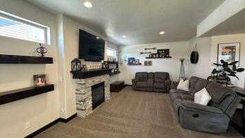 Smart TV, fireplace, video games