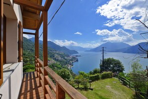 Hus – standard, flere soverom, 2 bad, ved fjell (Costa Del Fuoco) | Overnattingsstedets uteområder
