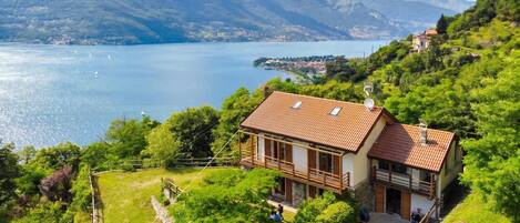Maison Standard, plusieurs chambres, 2 salles de bains, cÎté montagne (Costa Del Fuoco) | Extérieur