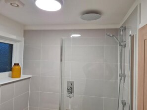 Shower - No 14 - Three-Bedroom Apartment (Wick)