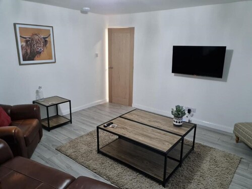 No 14 - Three-Bedroom Apartment