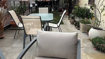 Apartment, 3 Bedrooms, Smoking | Balcony