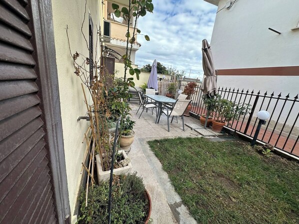 Apartment, 3 Bedrooms, Smoking | Balcony