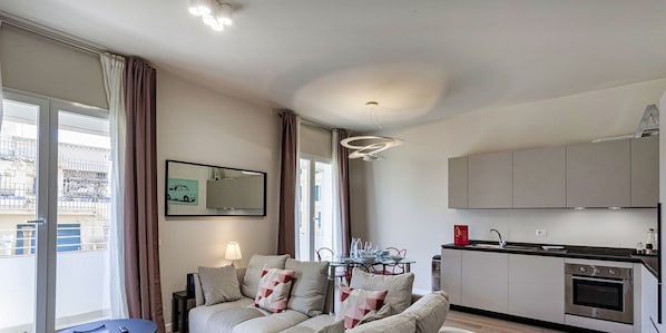 TV - Chic & Style in Carignano by Wonderful Italy (Genova)