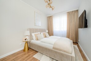 2 bedrooms, free WiFi, bed sheets - Wrocław 2 Sypialnie Garaż by Renters (Wroclaw)