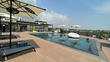 Íbúð - 1 svefnherbergi - gott aðgengi - einkasundlaug | Laug | Útilaug