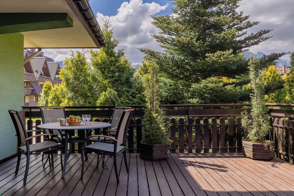 Terrace/patio - Góralski Apartament Zakopane by Renters (Zakopane)