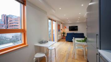 Cabot Mews 36 | Living area