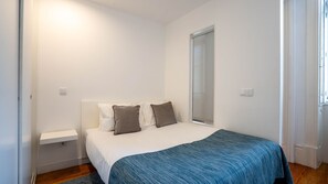 1 bedroom, iron/ironing board, free WiFi, bed sheets - Home at Porto - Bolhão Flat by LovelyStay (Porto)