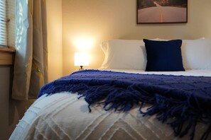 3 bedrooms, desk, travel cot, WiFi - 3 BDR /1 BA Cabin, Fishing nearby (Soldotna)