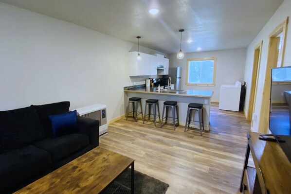 Smart TV - 3 BDR /1 BA Cabin, Fishing nearby (Soldotna)
