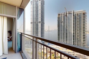 Property grounds - Premium Modern 2BR with Comfort | Creek Harbor (Creek Harbour)