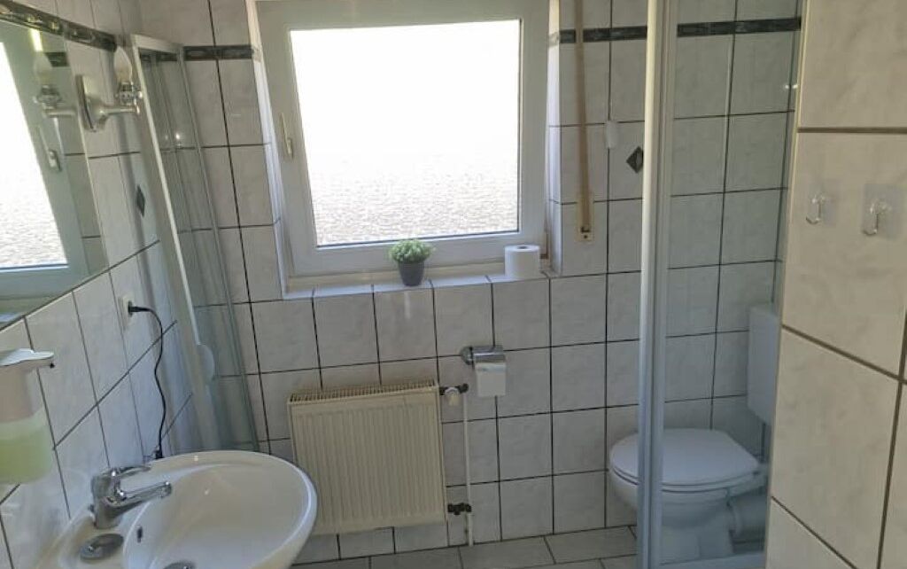 Dusj, hårføner, bidé og såpe