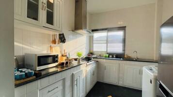 Fridge, microwave, electric kettle, spices