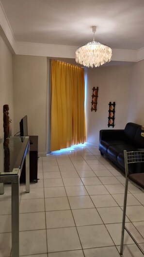 Comfort-Apartment | Wohnbereich | Fernseher