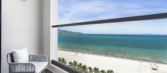 Radisson RED Danang