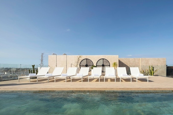 Außenpool (je nach Saison geöffnet)