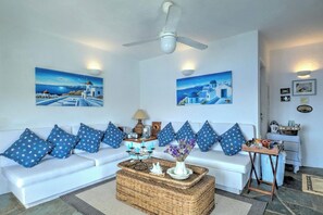 Living area - Kea Blue Heaven (Koundouros)