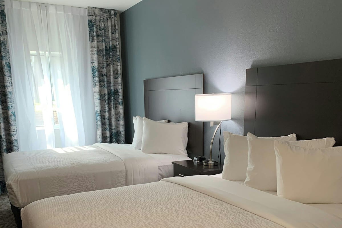 Standard Double Room Single Use, Non Smoking | 1 bedroom, premium bedding, desk, laptop workspace