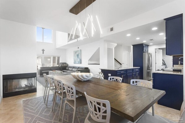 House, Multiple Beds (Portside Villas unit 6) | Private kitchen | Toaster, paper towels