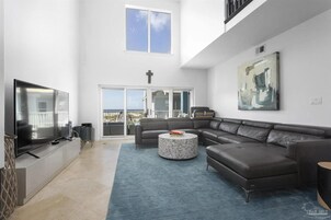 House, Multiple Beds (Portside Villas unit 6) | Living area | TV