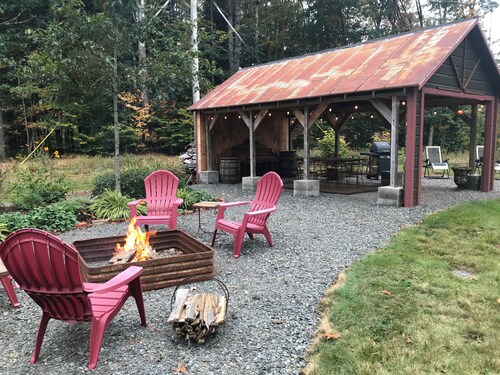 2-bedroom cabin nestled in the Adirondack Park