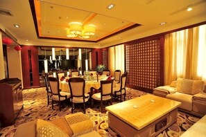 Unclassified image, 3 of 52, button - Yunshuijian Hotel (Jiaozuo)