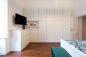 Apartment | 2 bedrooms, iron/ironing board, cribs/infant beds, free WiFi - Summer Breeze Family Aparment by Wonderful Italy (Bari)