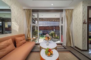 Room - Weaving Sunshine Vacation Designer Ancient City View Garden Hotel (the Old Town of Lijiang) (Lijiang)