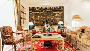 豪華公寓, 3 間臥室, 非吸煙房 | 起居區 | 電視