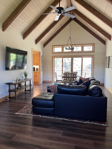 Bristol Mountain Cabin