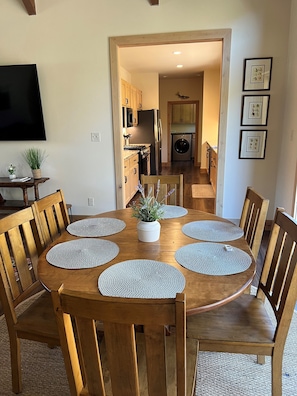 Dining - Bristol Mountain Cabin (Creede)