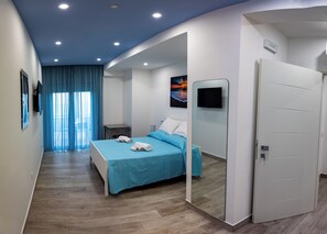 2 chambres, bureau, fer et planche à repasser, Wi-Fi gratuit