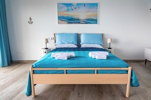 2 bedrooms, desk, iron/ironing board, free WiFi