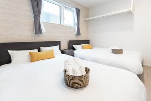 Villa « Premier », non-fumeurs (Max13,4LDK,8Beds,PrivatePool,Onna 13A) | 4 chambres, fer et planche à repasser